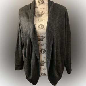 🌀GRAB-N-GO GLAM🌀 Veronica M Gray Sweater Bringing Cardi-YES Energy 💃🧥☁️